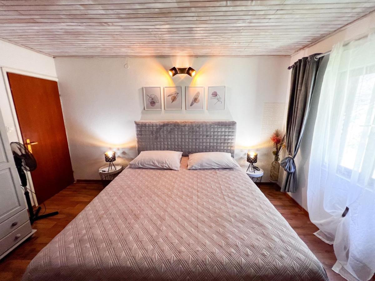 Apartment Cesare 3 Zastražišće 외부 사진