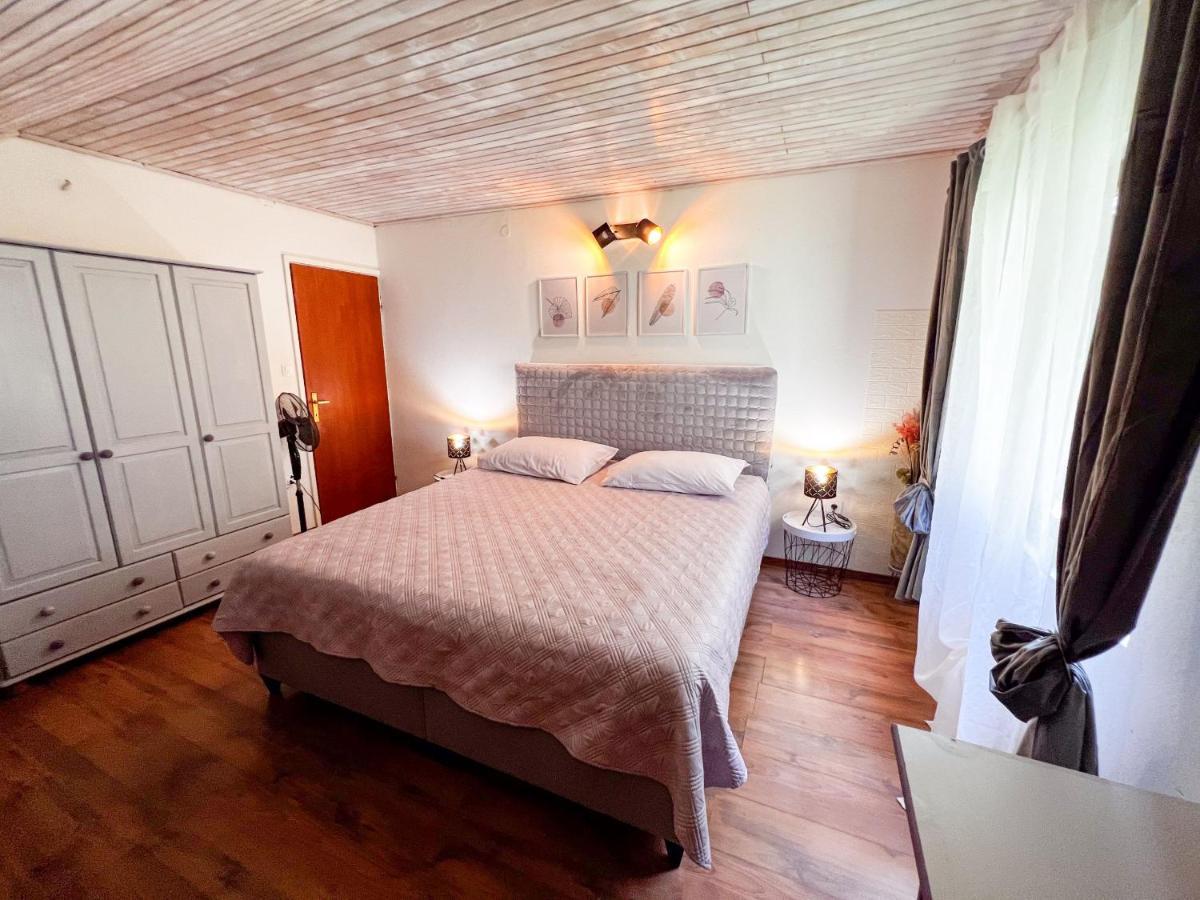 Apartment Cesare 3 Zastražišće 외부 사진