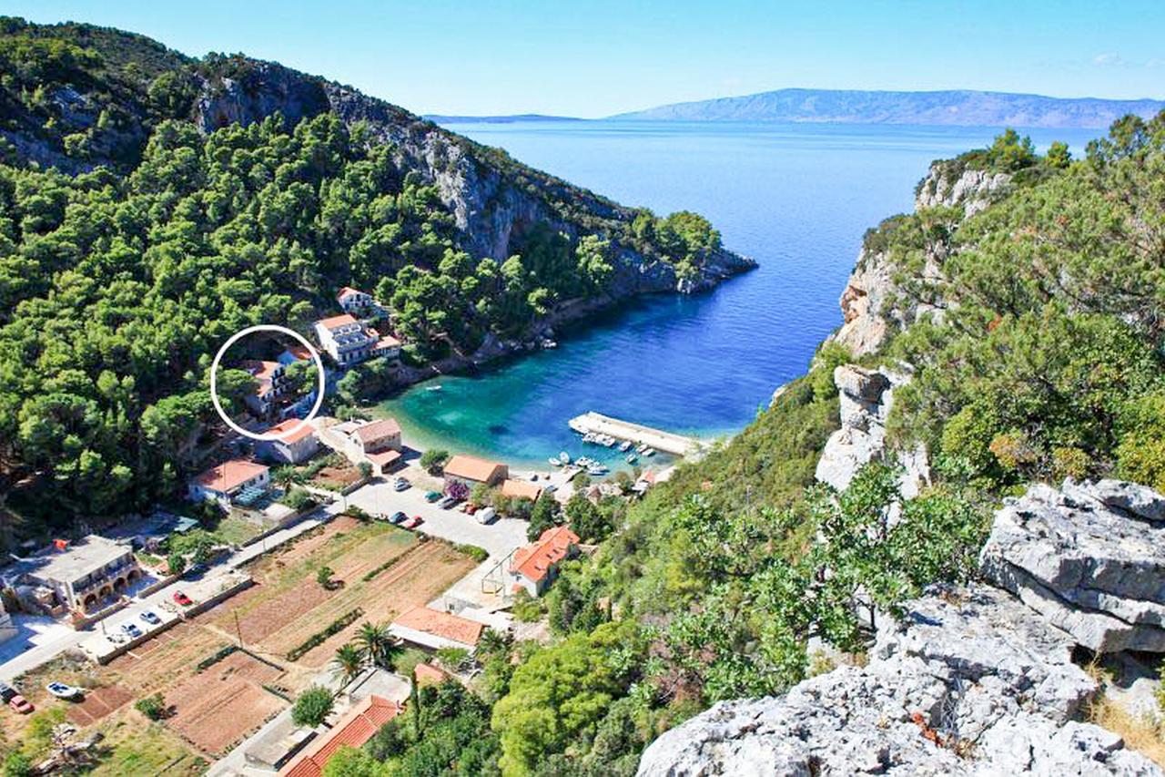 Apartment Cesare 3 Zastražišće 외부 사진